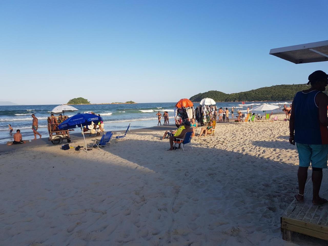 Апартаменты Praia Palmas Do Arvoredo Говернадор-Селсу-Рамус Экстерьер фото